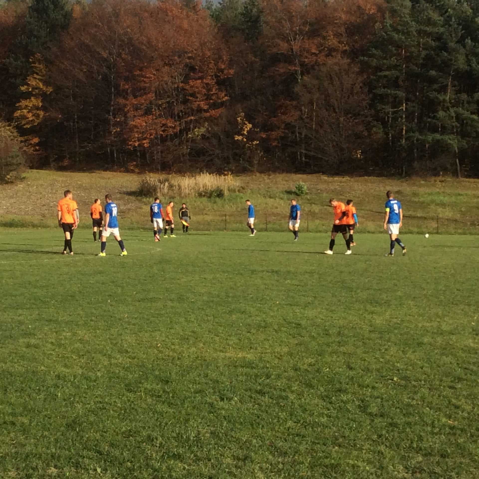 Błękitni Czułówek - Radziszowianka II: 1-2