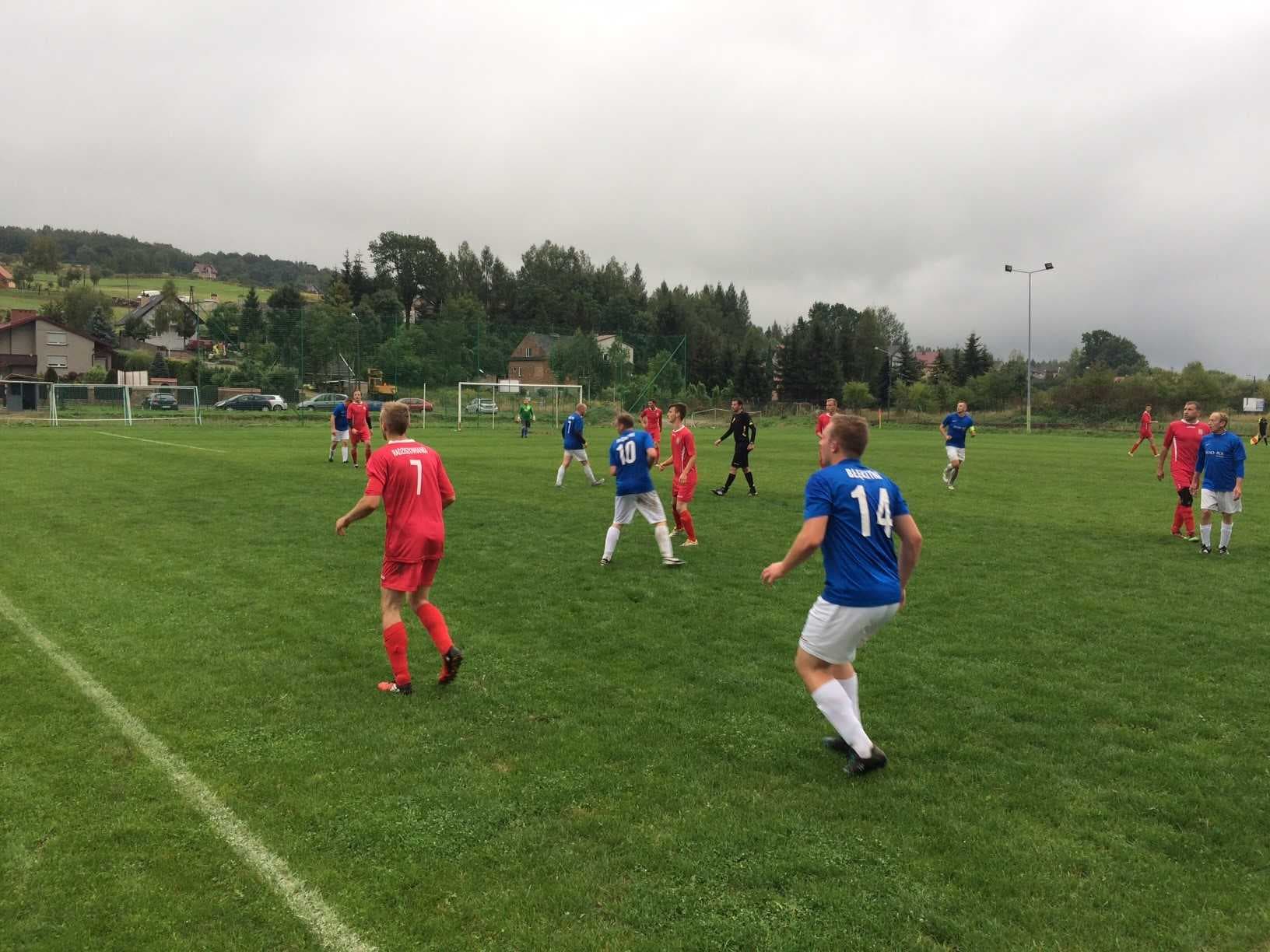Radziszowianka II - Błękitni Czułówek: 7-1