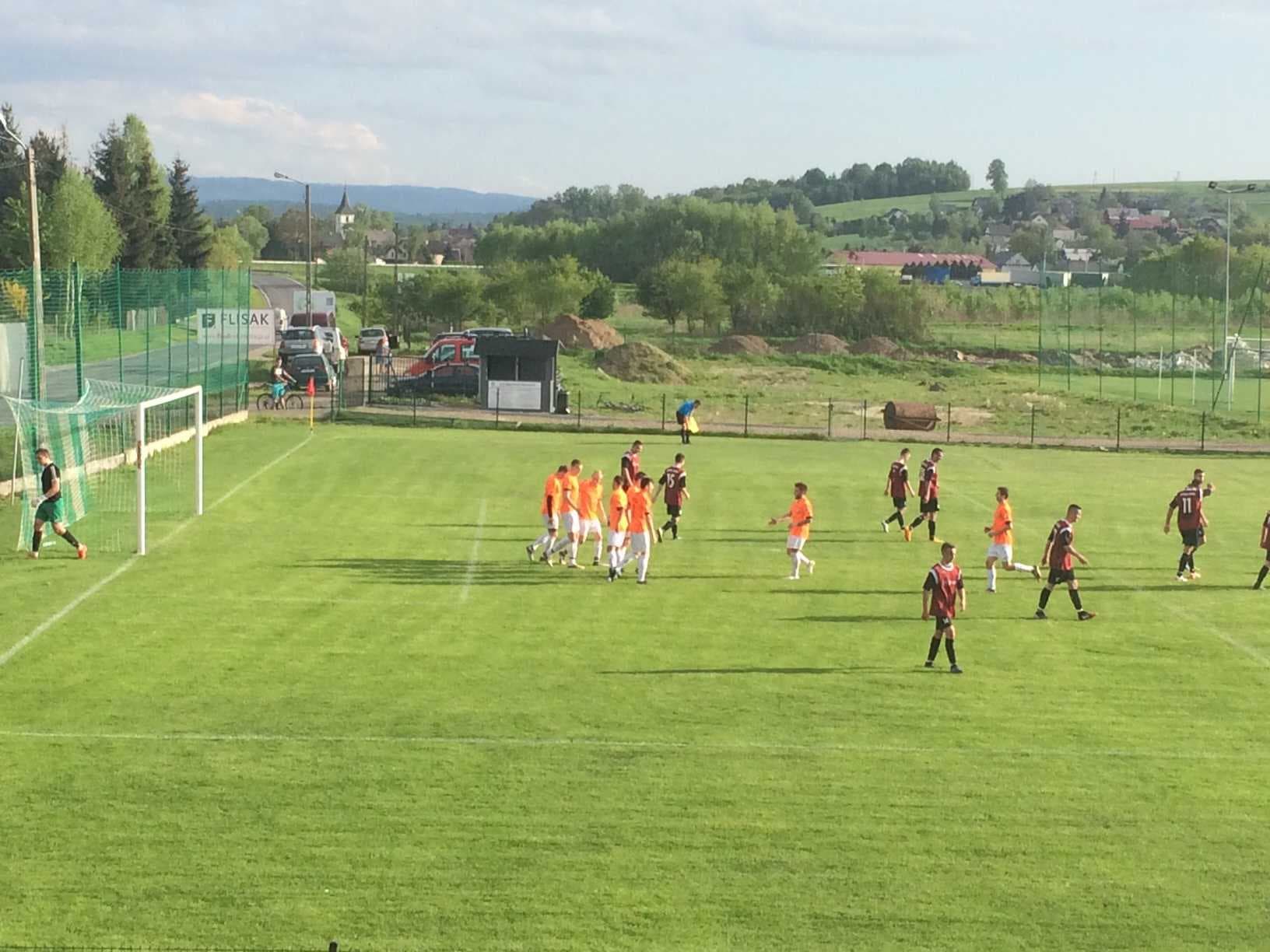Radziszowianka - Zielonka Wrząsowice: 6-1