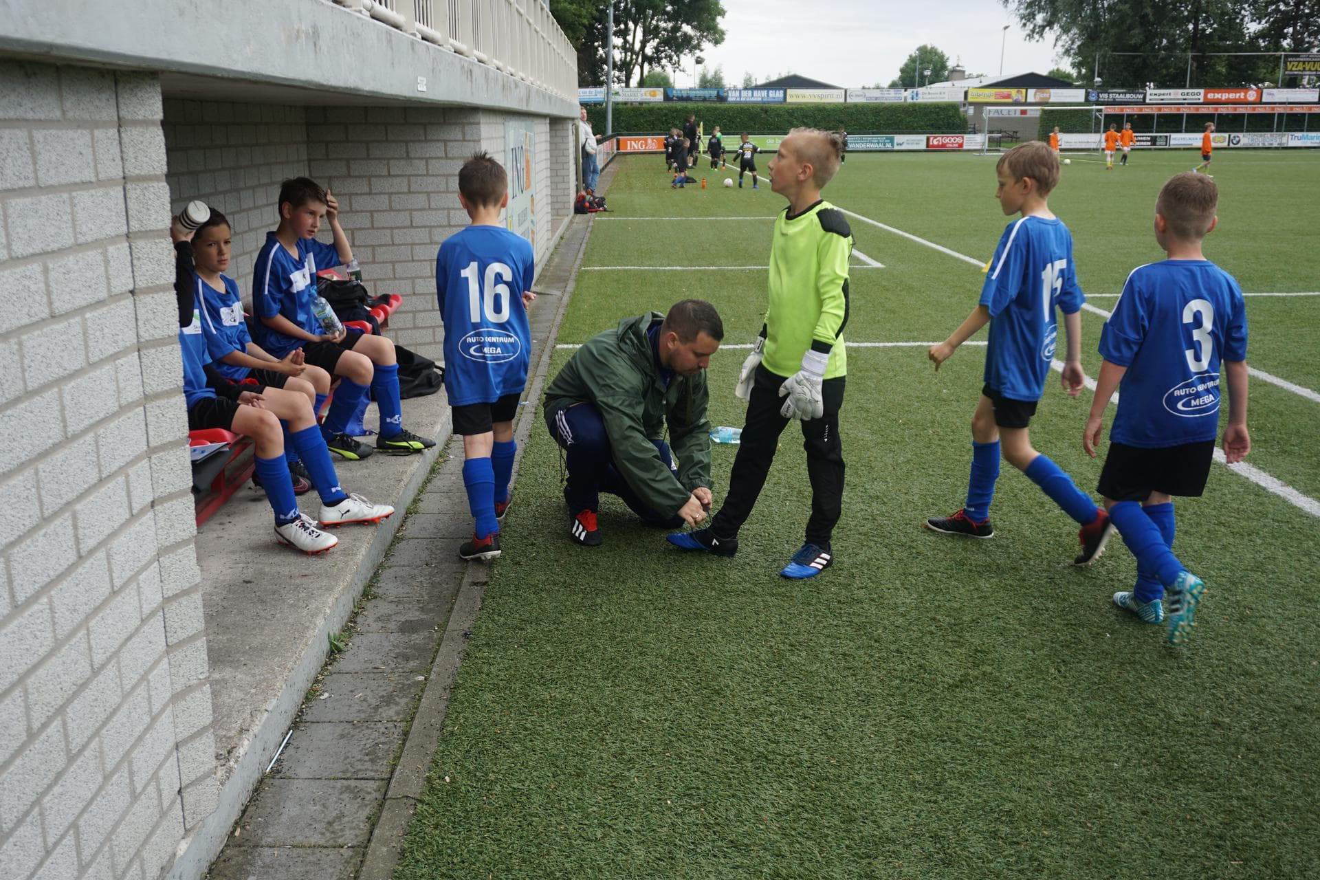 Relacja z wyjazdu na turniej do  Holandii :MEMORIAL CUP COEN MOULIJN, Holandia. U9,10 - 07.06 - 09.06 — zdjęcie 36