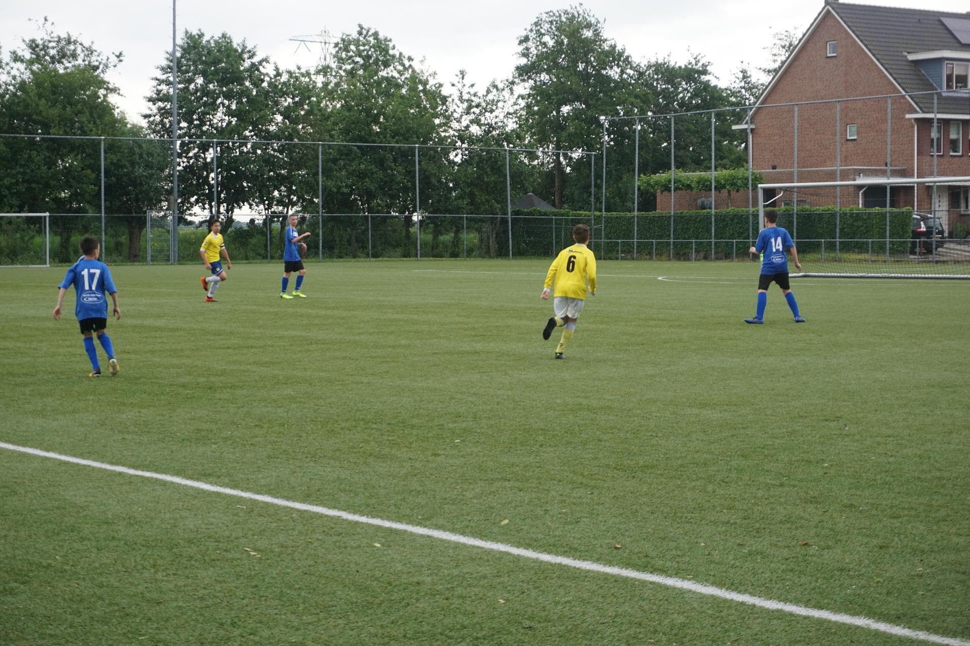 Relacja z wyjazdu na turniej do  Holandii :MEMORIAL CUP COEN MOULIJN, Holandia. U9,10 - 07.06 - 09.06 — zdjęcie 48