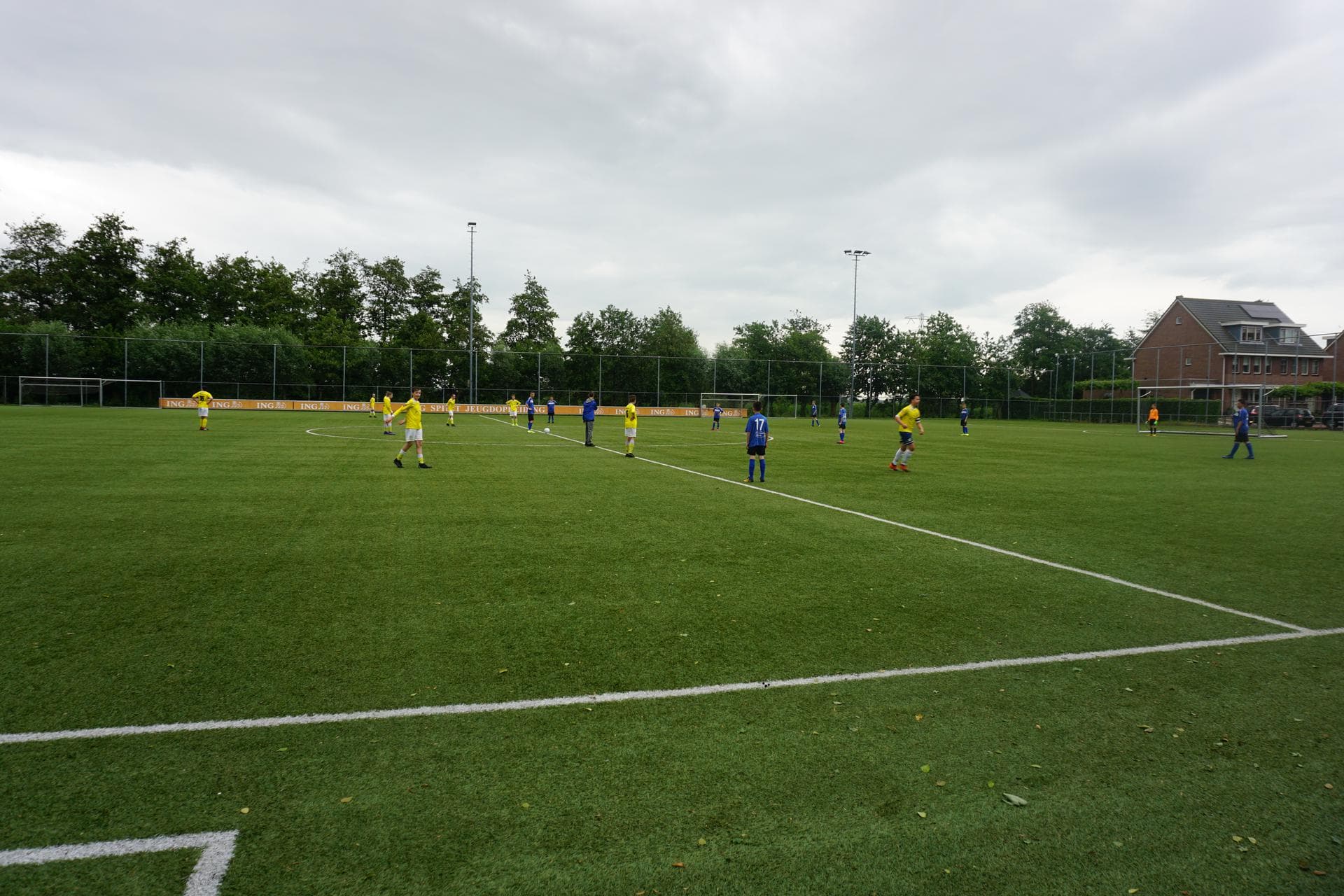 Relacja z wyjazdu na turniej do  Holandii :MEMORIAL CUP COEN MOULIJN, Holandia. U9,10 - 07.06 - 09.06 — zdjęcie 53