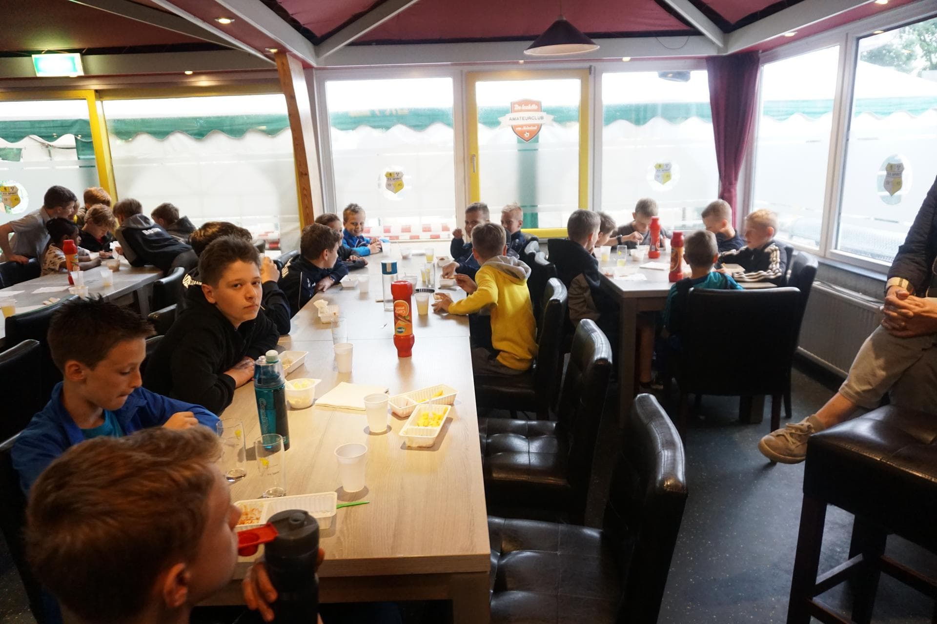 Relacja z wyjazdu na turniej do  Holandii :MEMORIAL CUP COEN MOULIJN, Holandia. U9,10 - 07.06 - 09.06 — zdjęcie 88