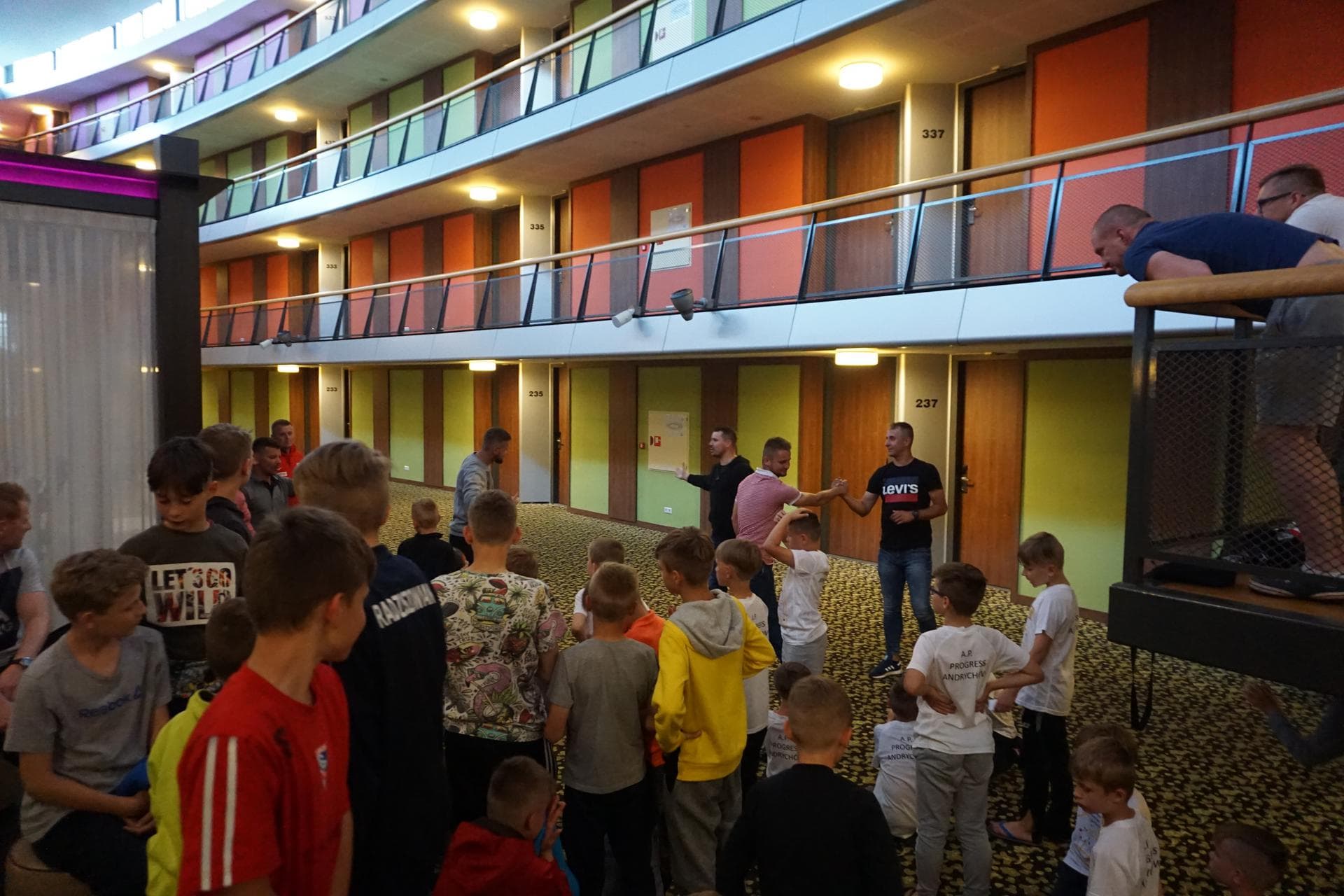 Relacja z wyjazdu na turniej do  Holandii :MEMORIAL CUP COEN MOULIJN, Holandia. U9,10 - 07.06 - 09.06 — zdjęcie 205