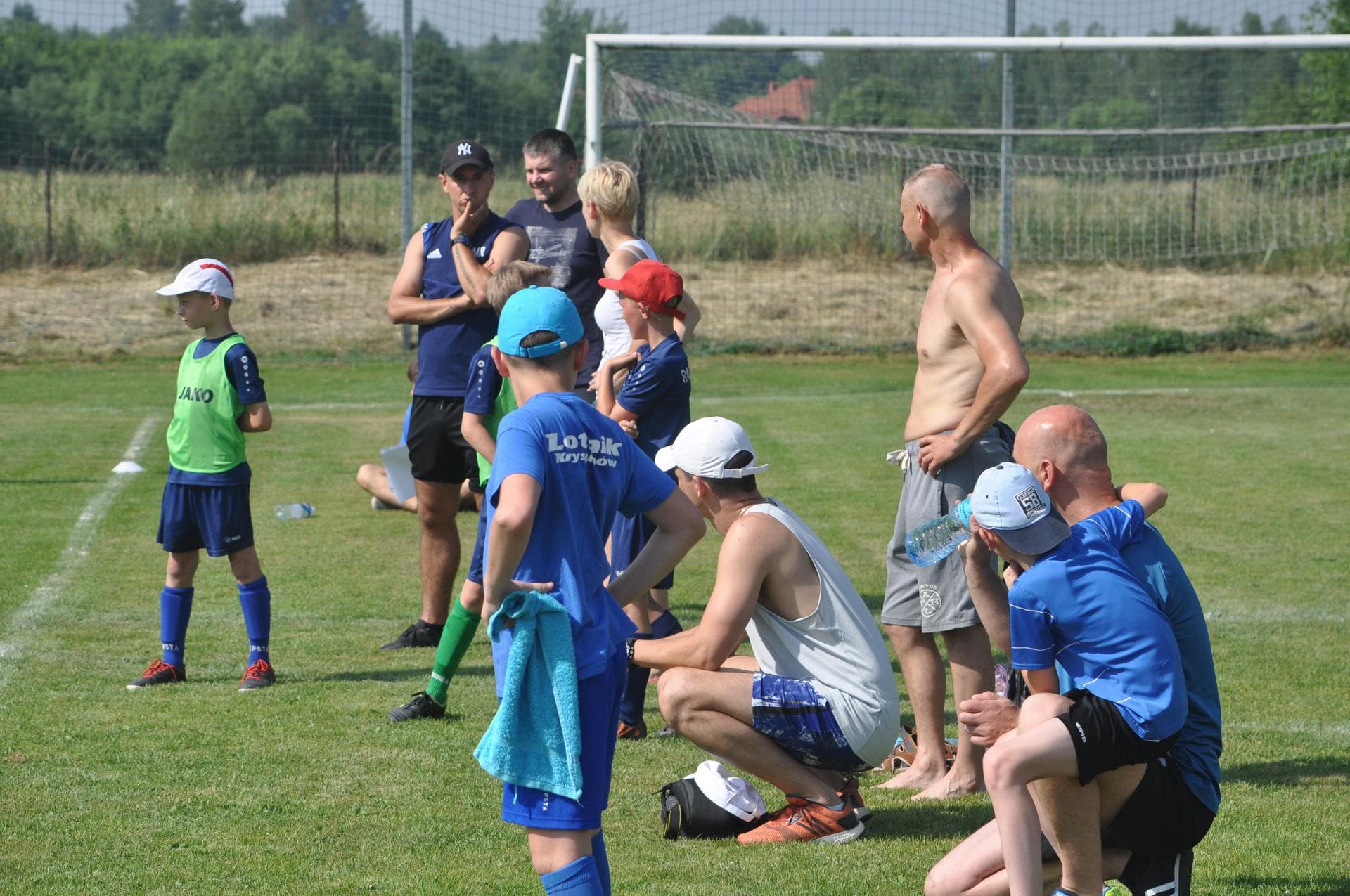 ORLIKI Z PUCHAREM „DZIEŃ PIŁKARZA – KRYSPINÓW” — zdjęcie 38