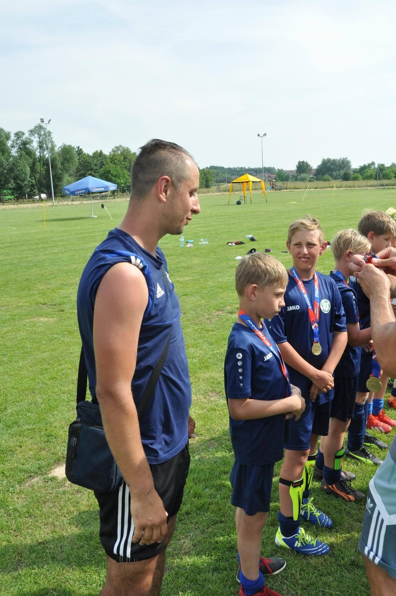 ORLIKI Z PUCHAREM „DZIEŃ PIŁKARZA – KRYSPINÓW” — zdjęcie 182