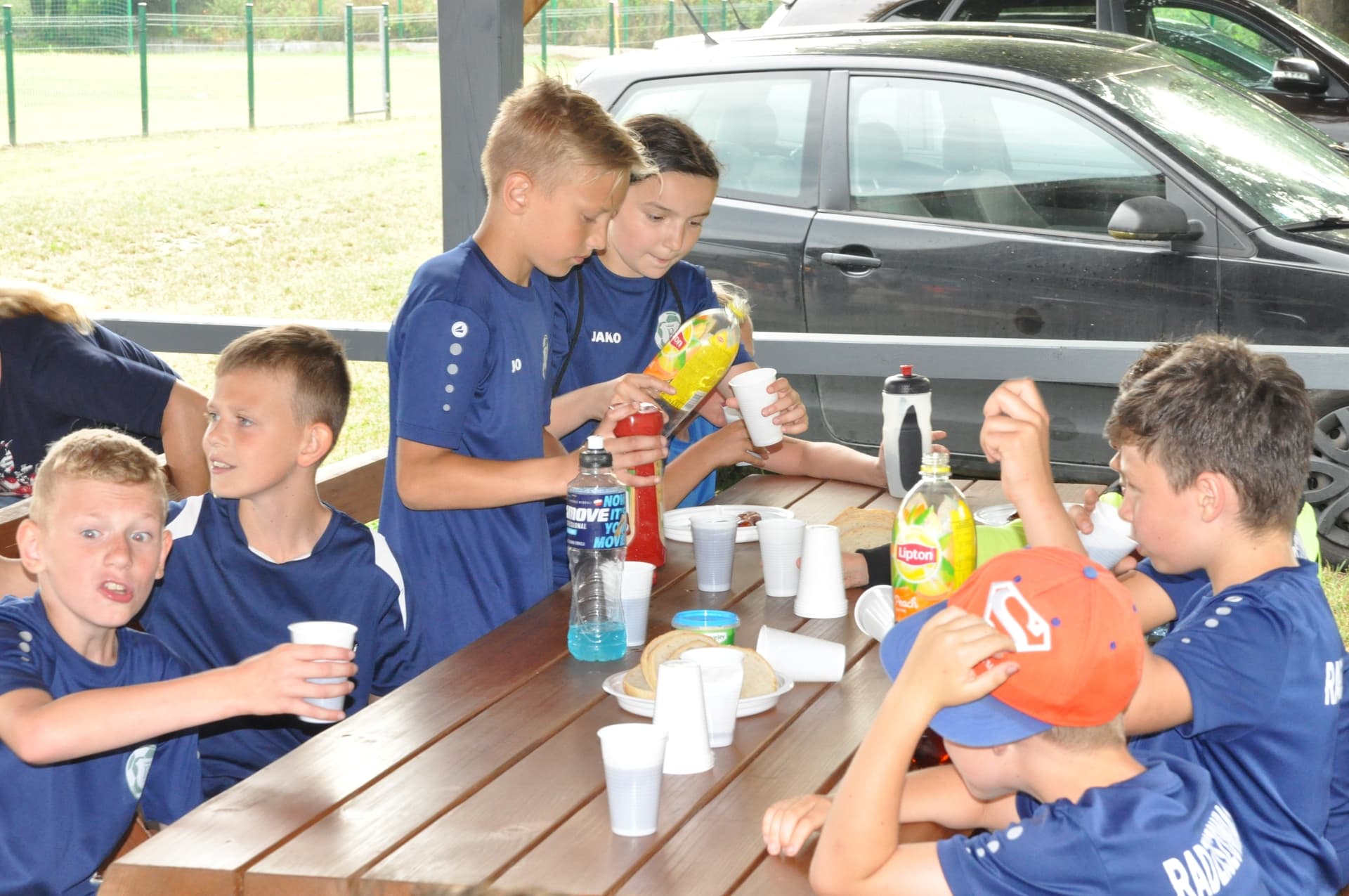 ZAKOŃCZENIE SEZONU ORLIKÓW I ŻAKÓW !!! — zdjęcie 95