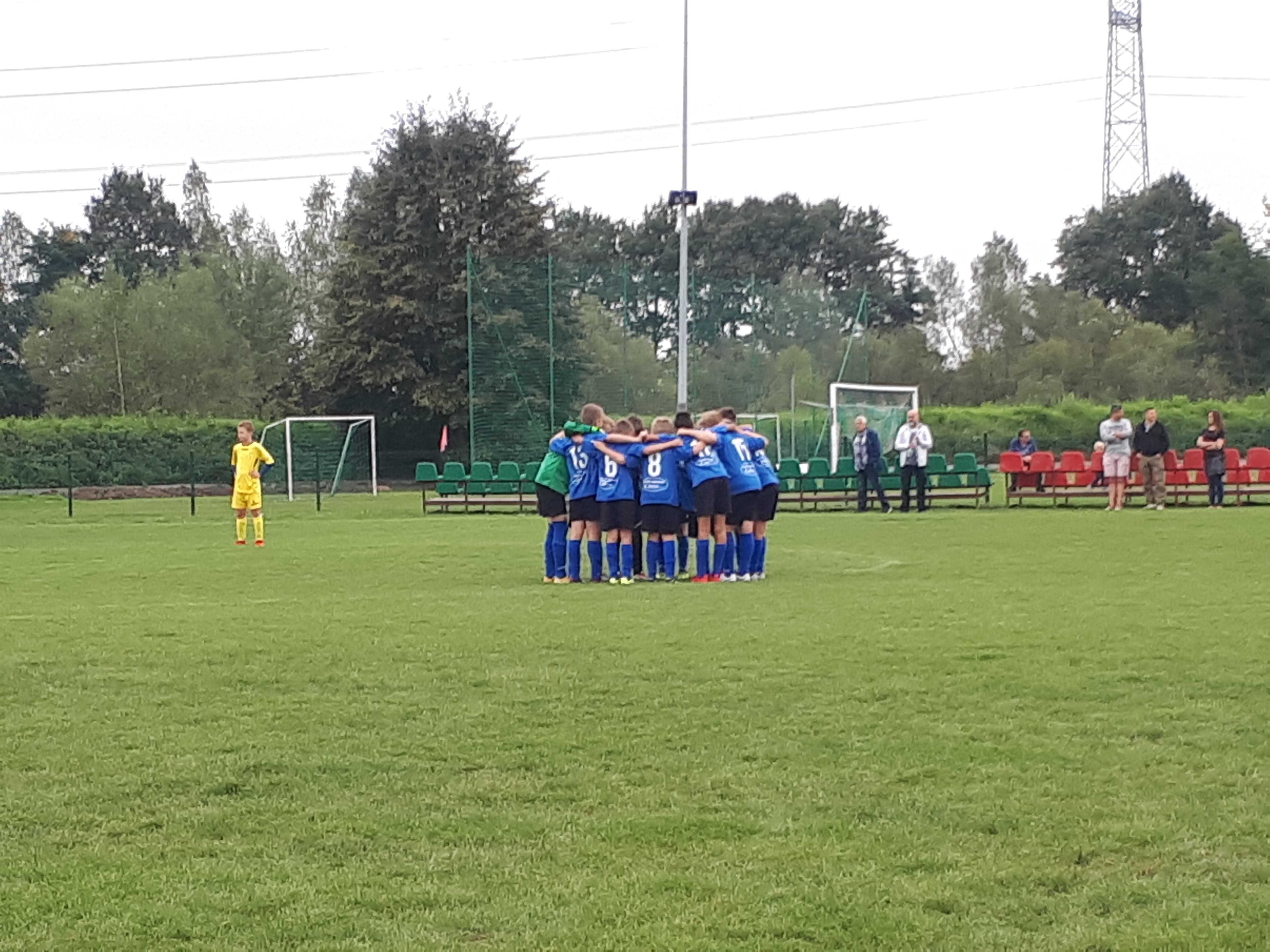 Młodziki: Wieczysta Kraków - Radziszowianka 3:1 — zdjęcie 4