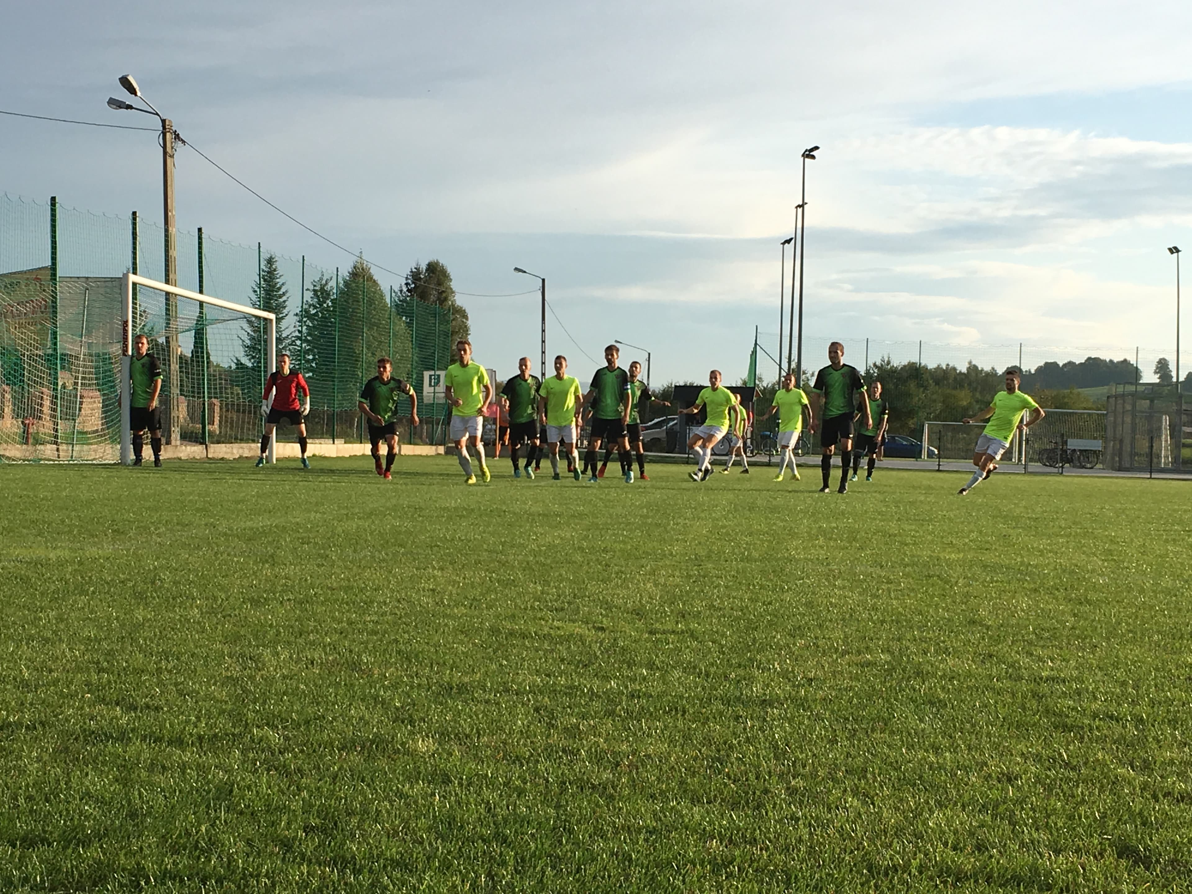 Radziszowianka - Wiarusy Igołomia: 2:0 — zdjęcie 1