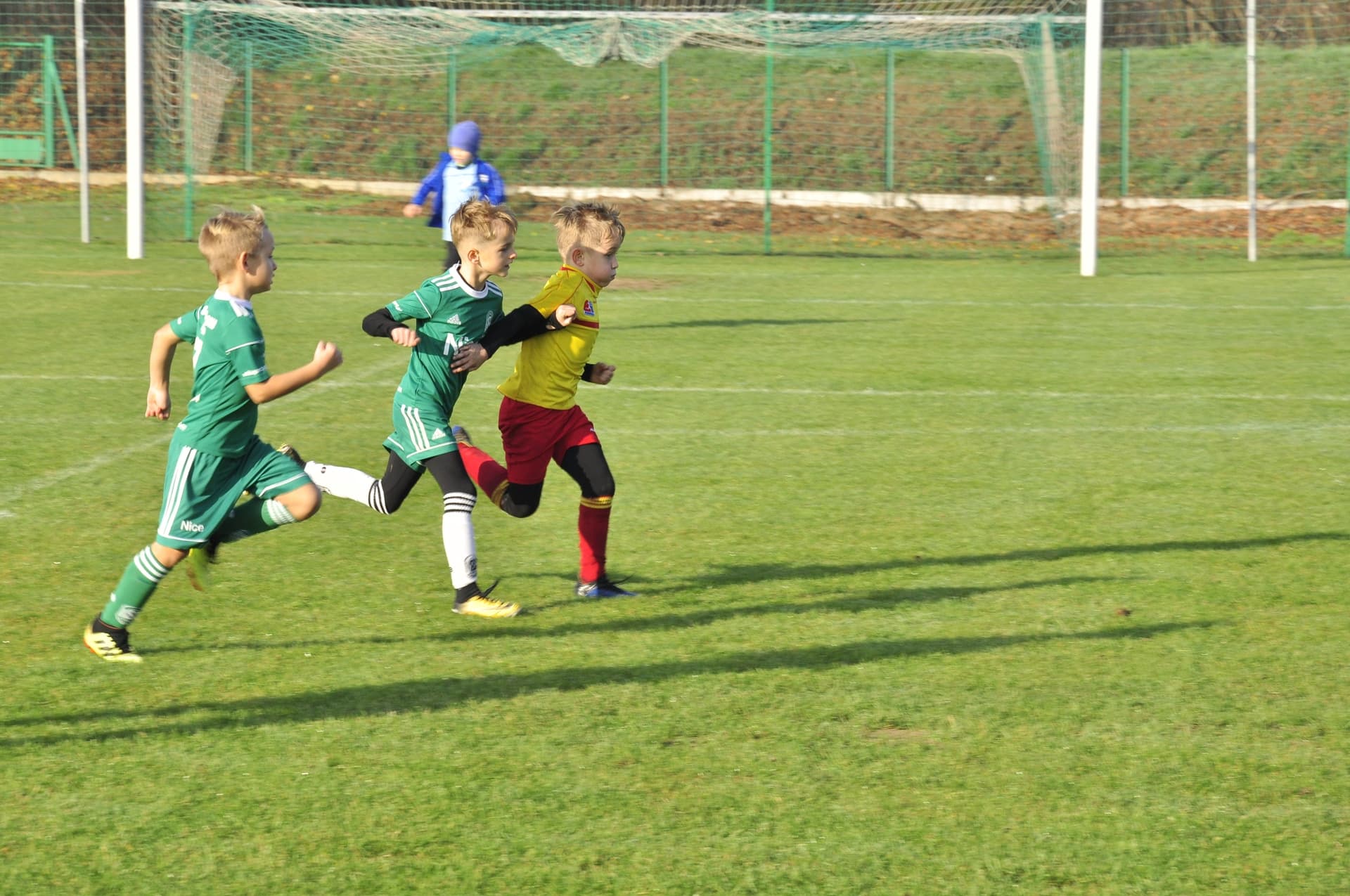 Turniej Piłkarski dla rocznika 2012 - RADZISZOWIANKA CUP I EDYCJA. Fotorelacja. — zdjęcie 45