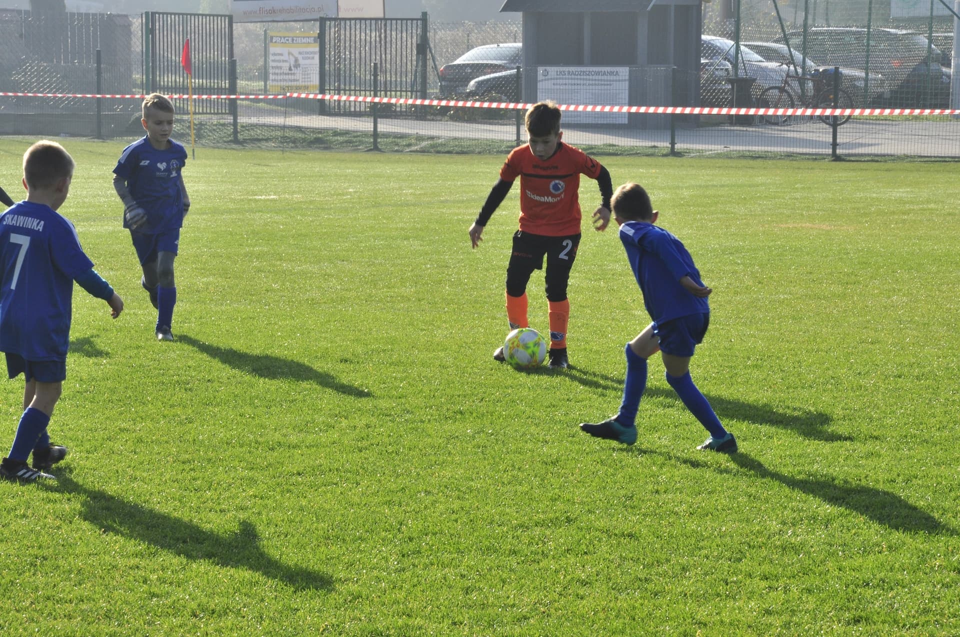 Turniej Piłkarski dla rocznika 2012 - RADZISZOWIANKA CUP I EDYCJA. Fotorelacja. — zdjęcie 121