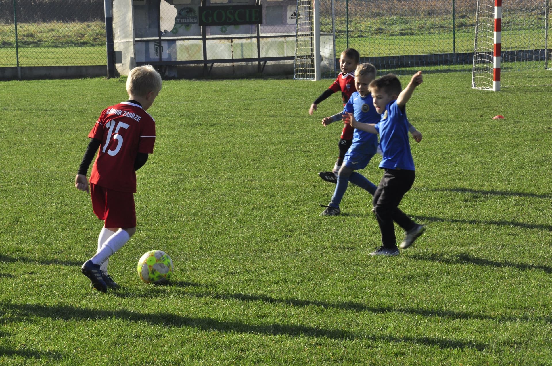 Turniej Piłkarski dla rocznika 2012 - RADZISZOWIANKA CUP I EDYCJA. Fotorelacja. — zdjęcie 245