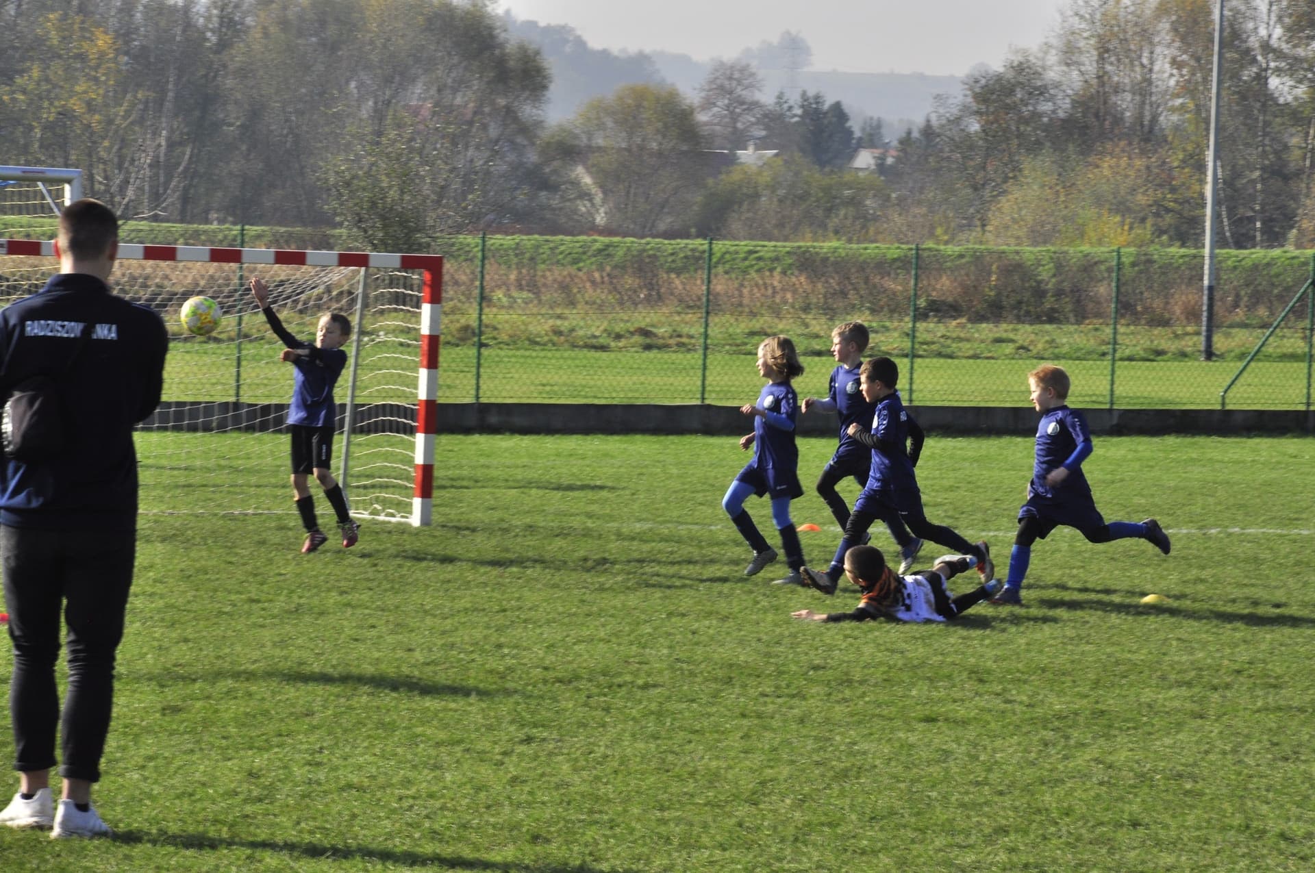 Turniej Piłkarski dla rocznika 2012 - RADZISZOWIANKA CUP I EDYCJA. Fotorelacja. — zdjęcie 308