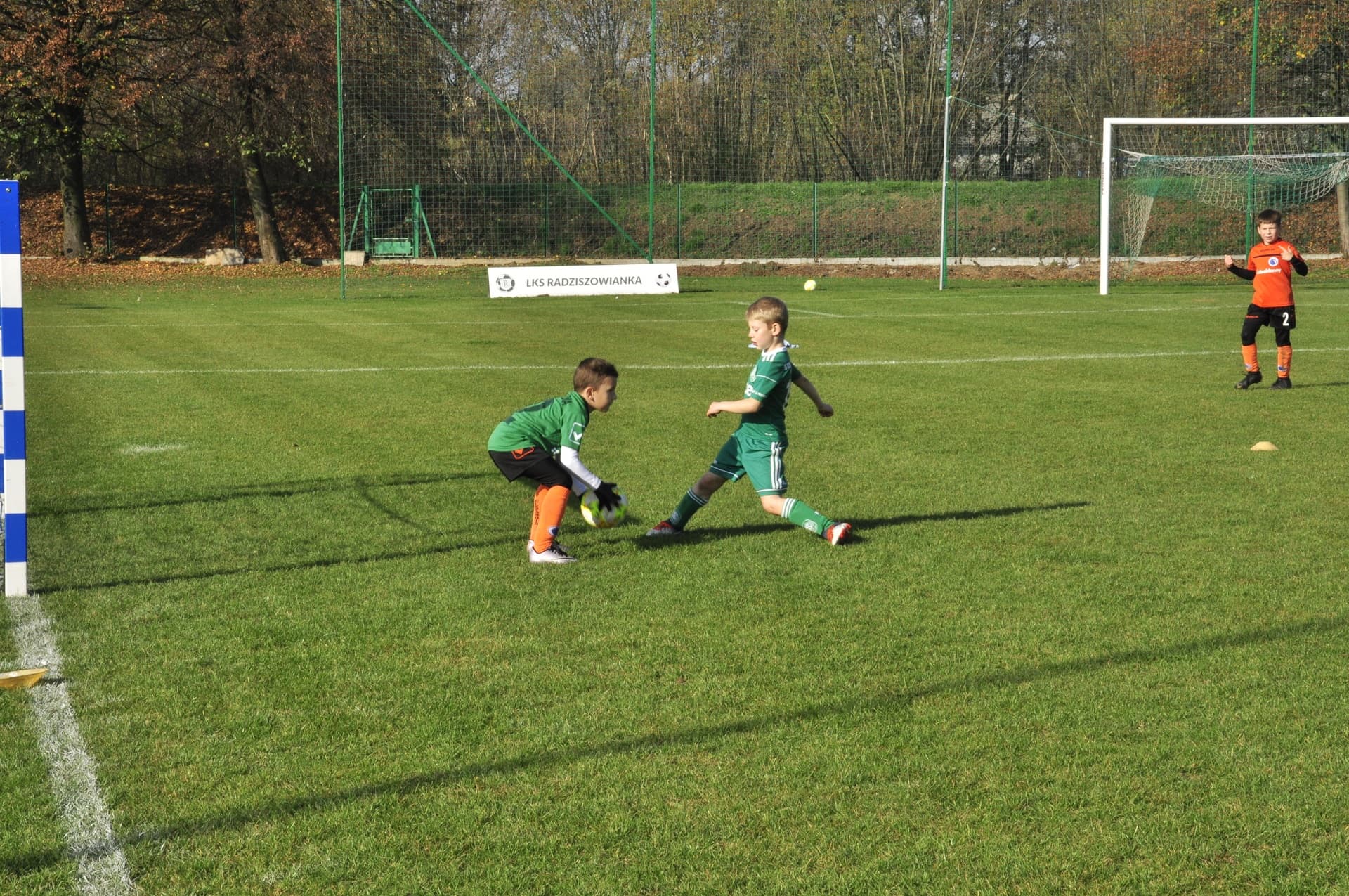 Turniej Piłkarski dla rocznika 2012 - RADZISZOWIANKA CUP I EDYCJA. Fotorelacja. — zdjęcie 341