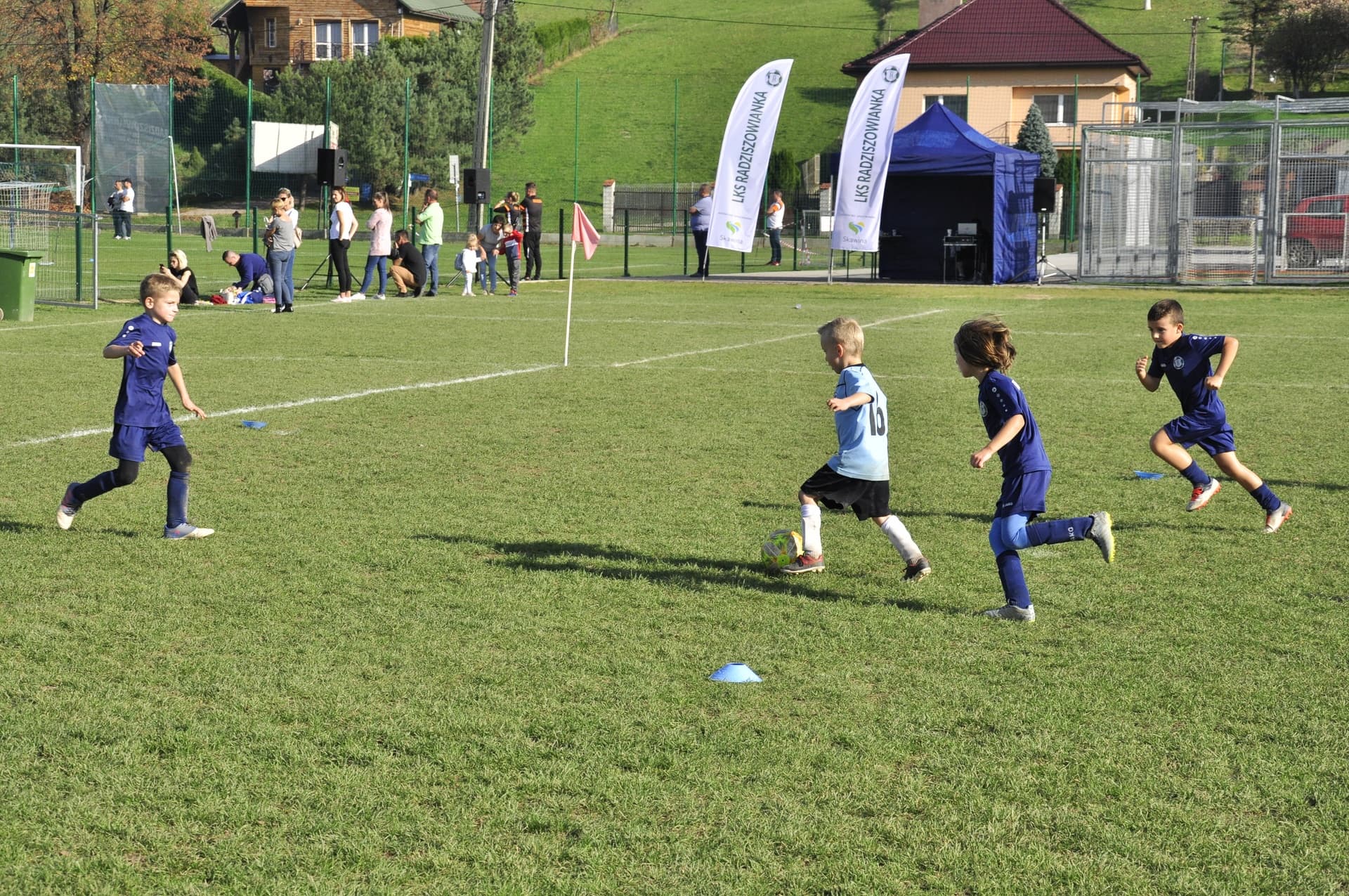 Turniej Piłkarski dla rocznika 2012 - RADZISZOWIANKA CUP I EDYCJA. Fotorelacja. — zdjęcie 419