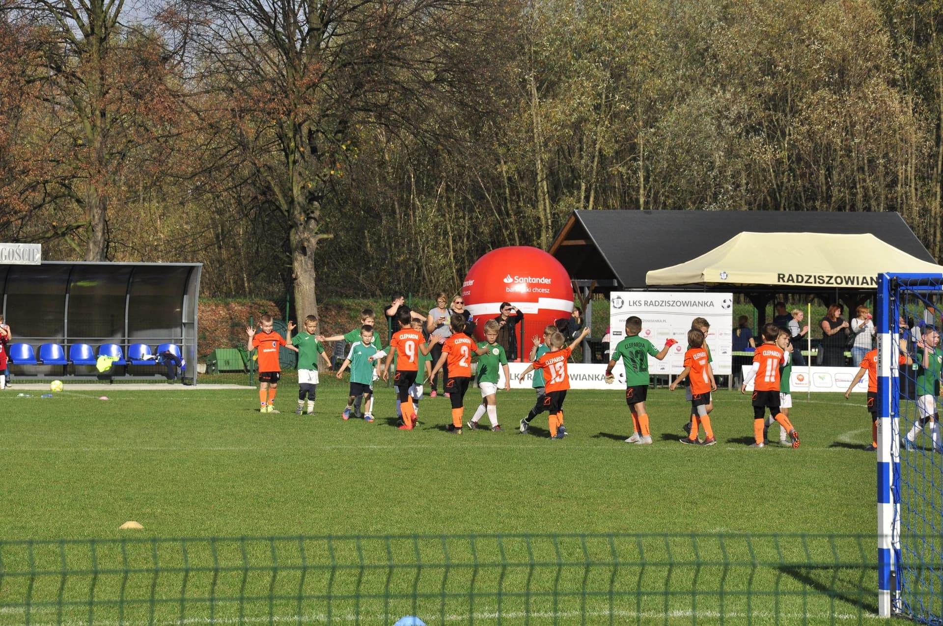 Turniej Piłkarski dla rocznika 2012 - RADZISZOWIANKA CUP I EDYCJA. Fotorelacja. — zdjęcie 433
