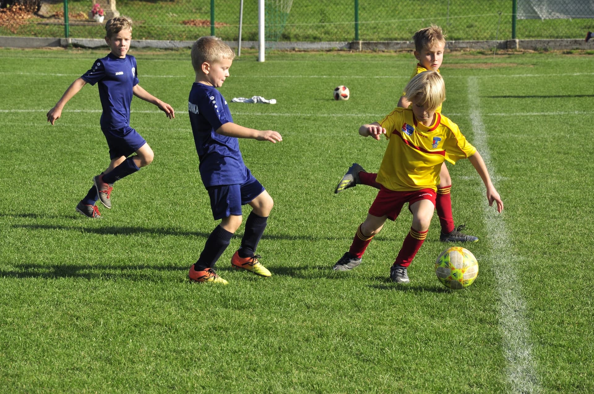 Turniej Piłkarski dla rocznika 2012 - RADZISZOWIANKA CUP I EDYCJA. Fotorelacja. — zdjęcie 445