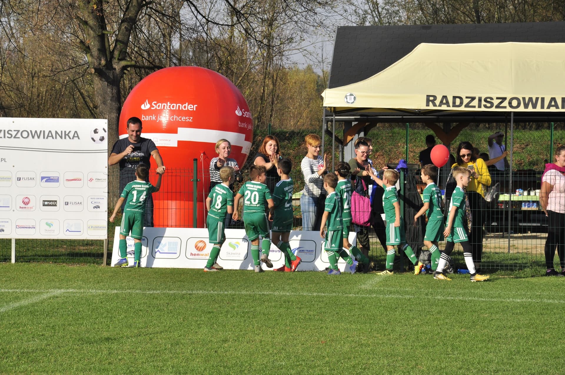 Turniej Piłkarski dla rocznika 2012 - RADZISZOWIANKA CUP I EDYCJA. Fotorelacja. — zdjęcie 570
