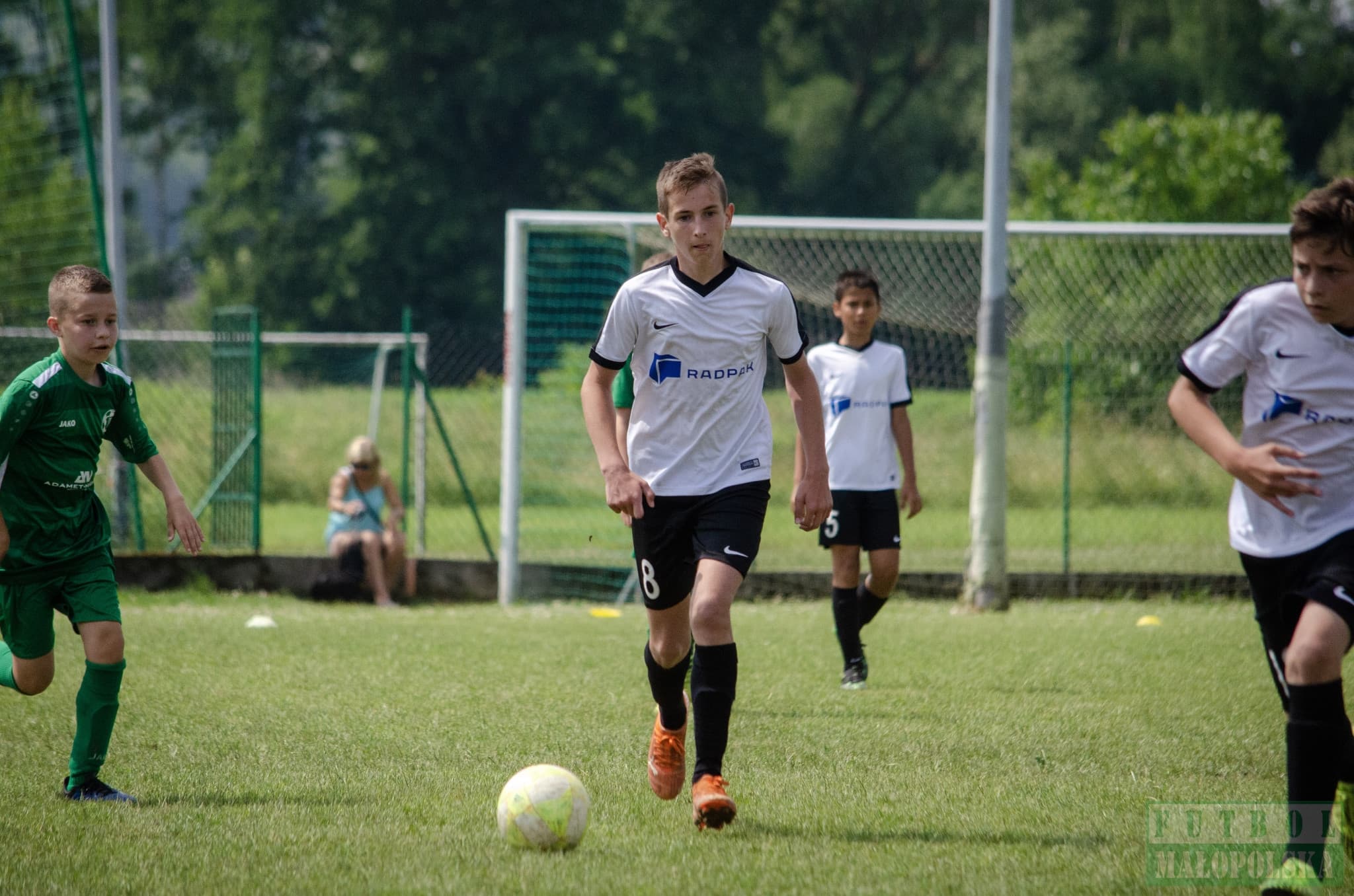 Radziszowianka Cup dla rocznika 2008 - piłkarski maraton w Radziszowie (foto) — zdjęcie 81