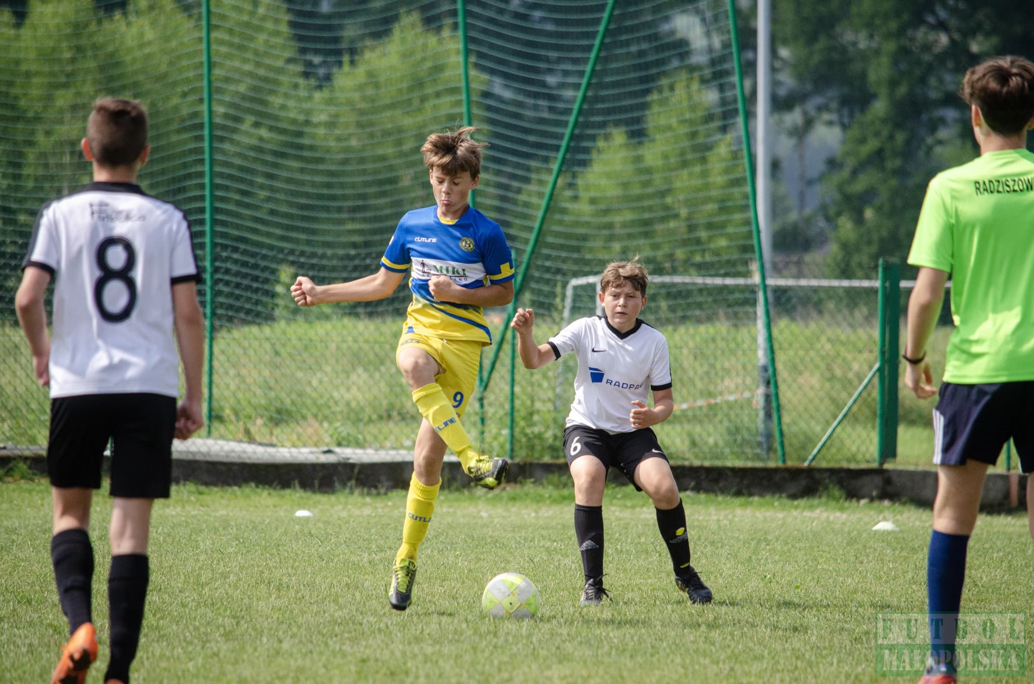 Radziszowianka Cup dla rocznika 2008 - piłkarski maraton w Radziszowie (foto)