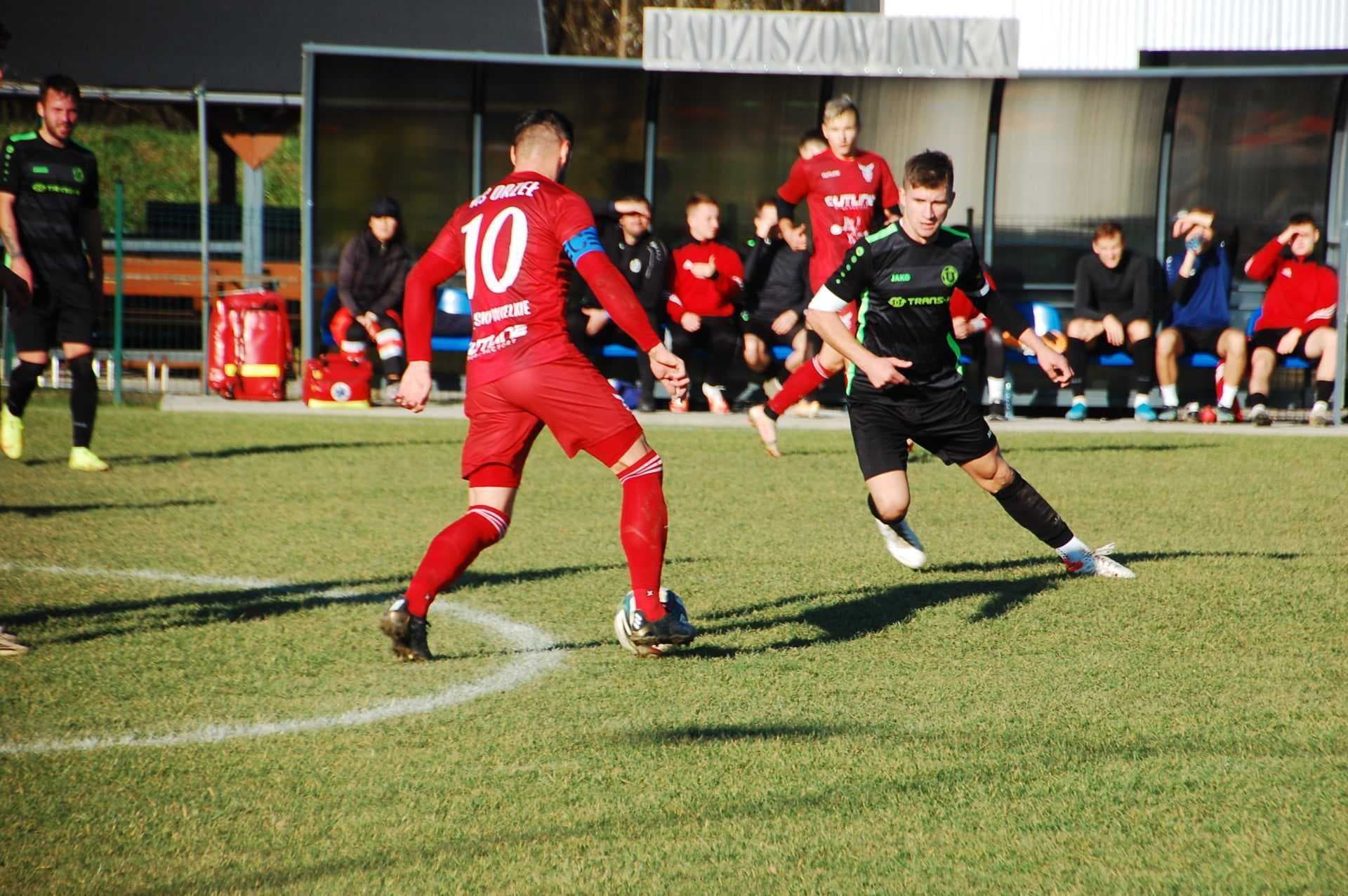 Radziszowianka - K.S. Orzeł Piaski Wielkie 5 :1