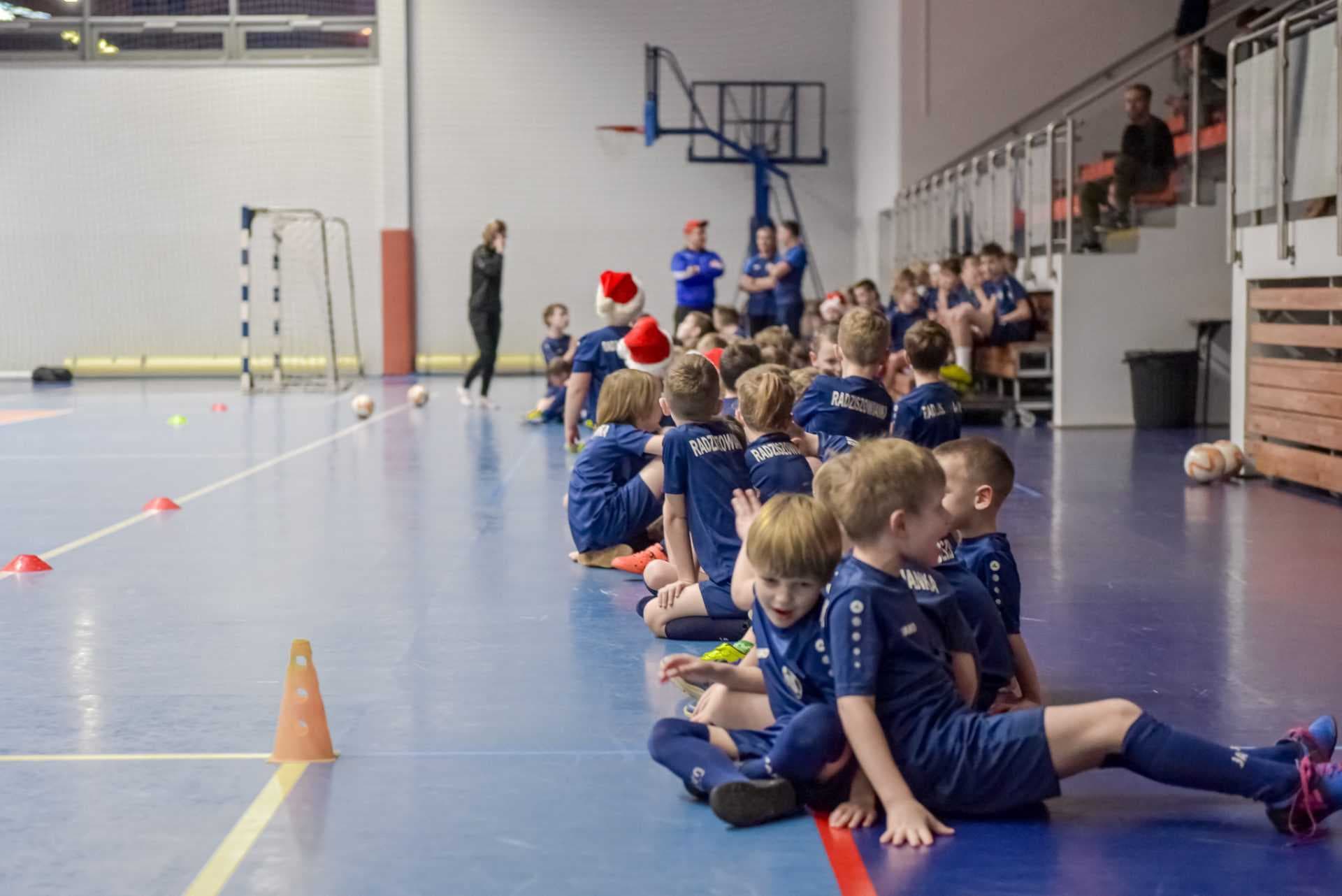 FOTORELACJA Mikołajki z Radziszowianka Radziszów 