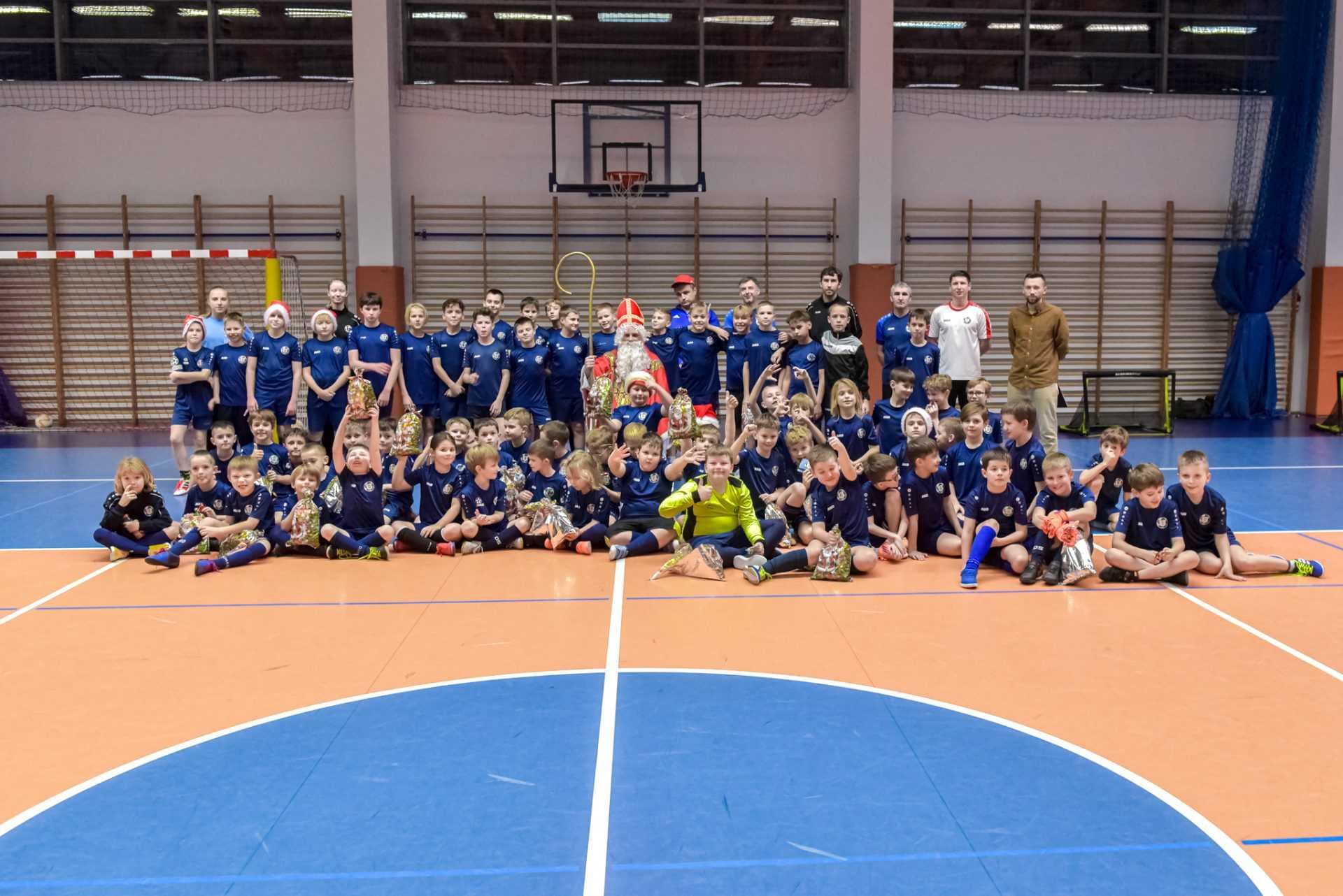 FOTORELACJA Mikołajki z Radziszowianka Radziszów  — zdjęcie 137