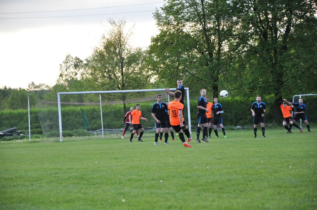Radziszowianka II Piast Skawina 2